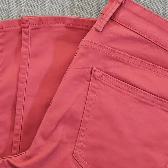 Crown & Ivy Men’s Motion Flex Chino Pants Berry Red 34x32 Straight Fit EUC LN - Picture 16 of 16